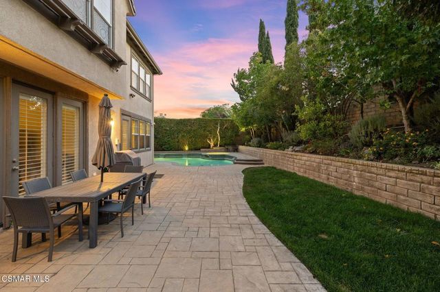 4391 Via Entrada, Newbury Park, CA 91320