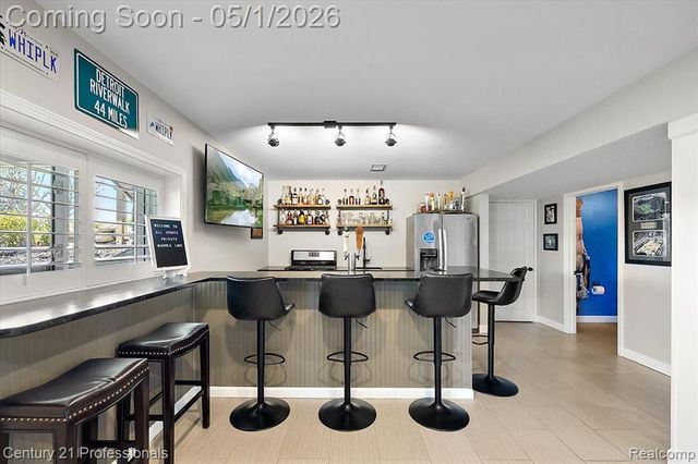 9800 Sashabaw Road, Clarkston, MI 48348