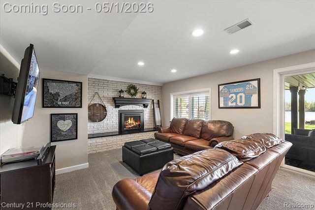 9800 Sashabaw Road, Clarkston, MI 48348