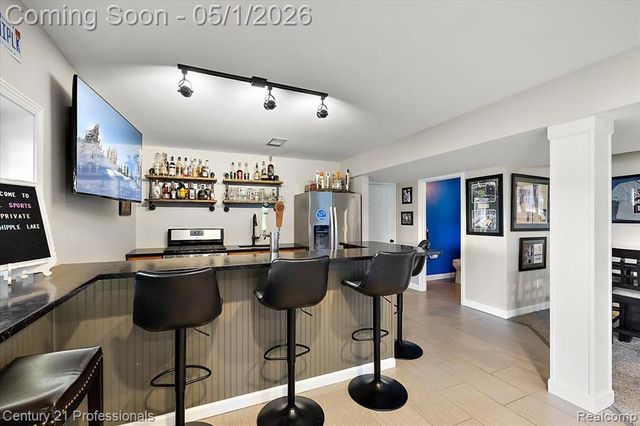 9800 Sashabaw Road, Clarkston, MI 48348