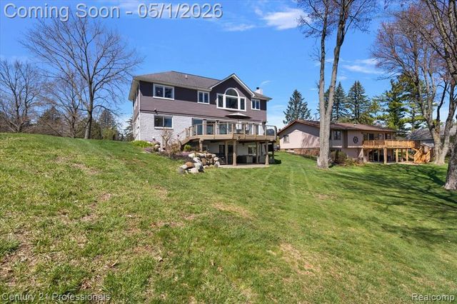 9800 Sashabaw Road, Clarkston, MI 48348