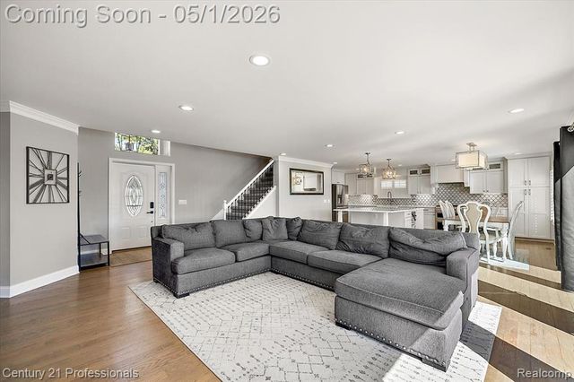 9800 Sashabaw Road, Clarkston, MI 48348