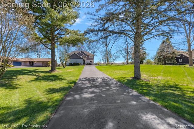 9800 Sashabaw Road, Clarkston, MI 48348