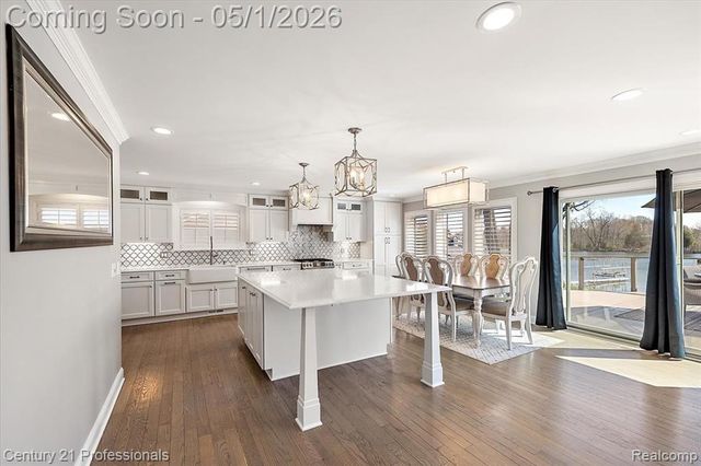 9800 Sashabaw Road, Clarkston, MI 48348