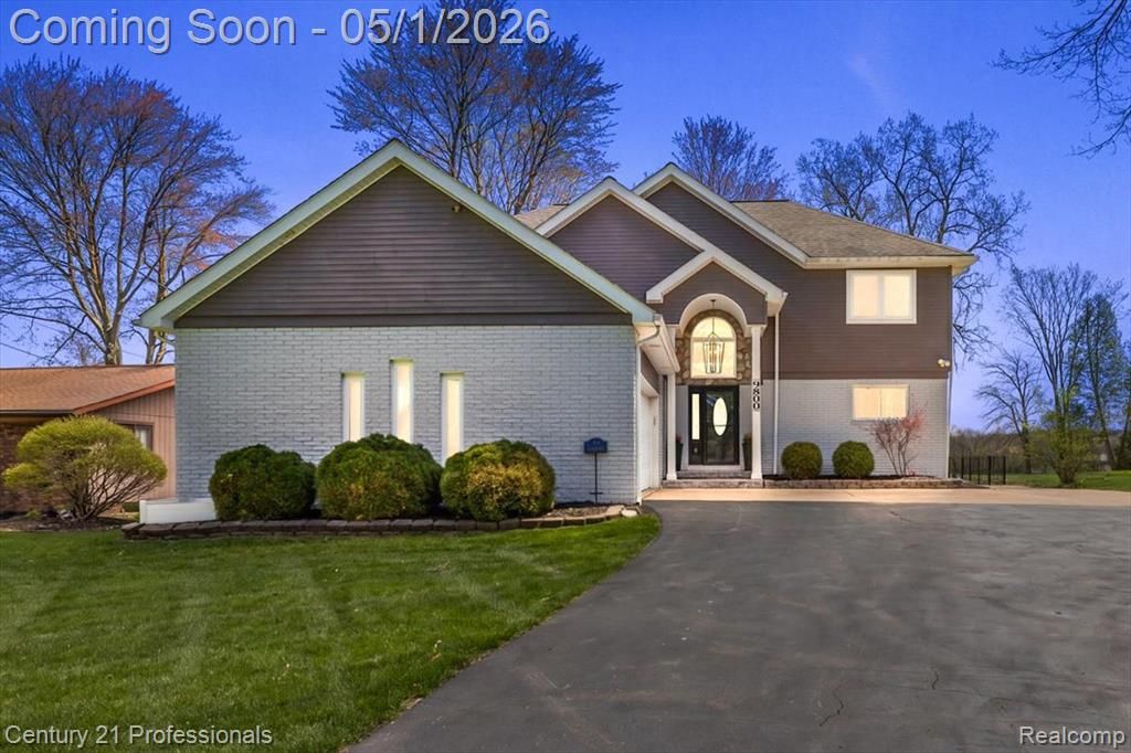 9800 Sashabaw Road, Clarkston, MI 48348