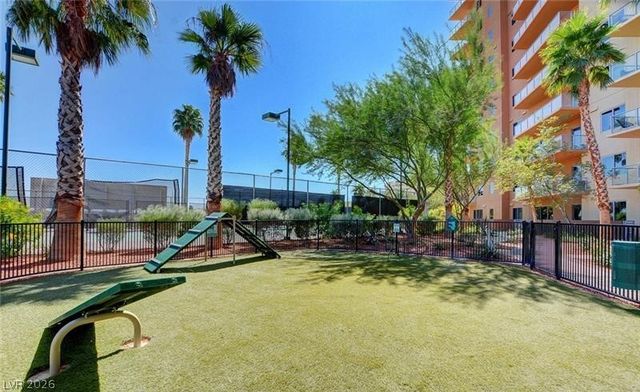 8255 Las Vegas Boulevard 1315, Las Vegas, NV 89123