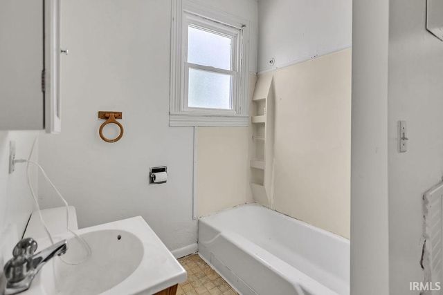 1113 S Washington Street, Bloomington, IN 47401