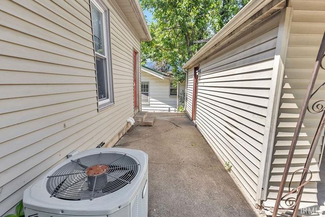 1113 S Washington Street, Bloomington, IN 47401