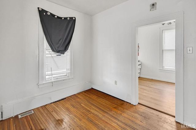 1113 S Washington Street, Bloomington, IN 47401