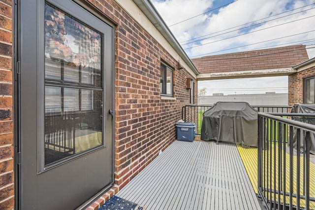 953 N Rohlwing Road 201A, Addison, IL 60101