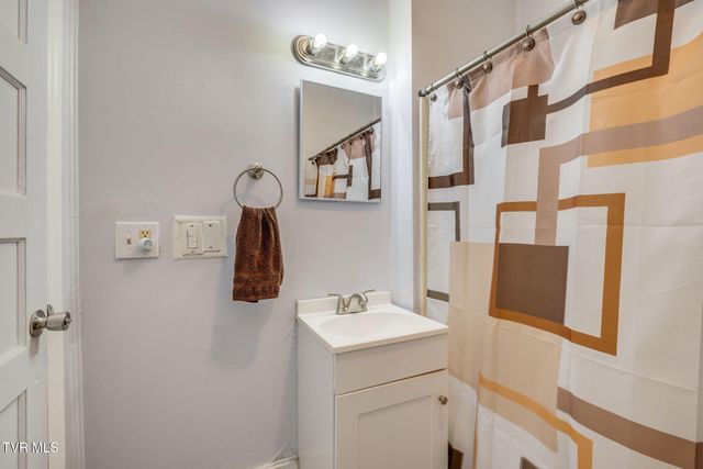 1678 Echo Court, Kingsport, TN 37665