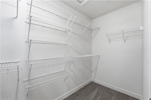 9633 N Colrain Avenue, Kansas City, MO 64154