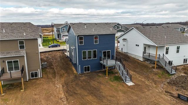 9633 N Colrain Avenue, Kansas City, MO 64154