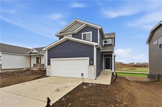 9633 N Colrain Avenue, Kansas City, MO 64154