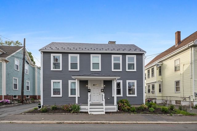 42 School St 2, Salem, MA 01970
