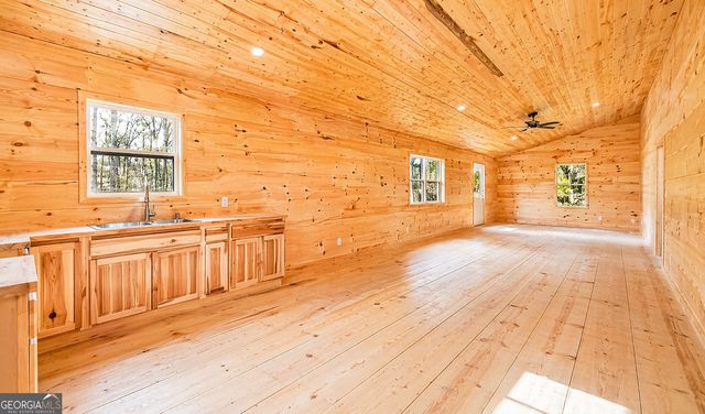 282 Armor Way N, Ellijay, GA 30540
