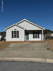 3400 Saybrook Court, Winterville, NC 28590