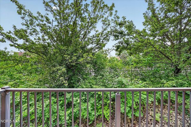 145 S Saint Clair Street, Toledo, OH 43604