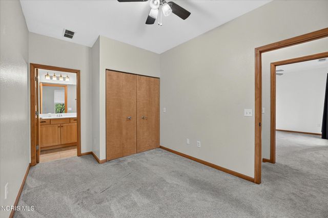 145 S Saint Clair Street, Toledo, OH 43604