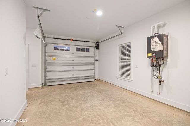 3804 Emerald Drive E, Emerald Isle, NC 28594