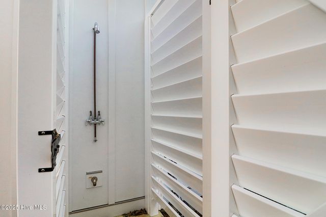 3804 Emerald Drive E, Emerald Isle, NC 28594