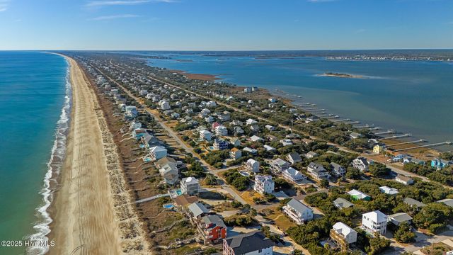 3804 Emerald Drive E, Emerald Isle, NC 28594