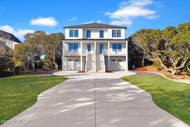 3804 Emerald Drive E, Emerald Isle, NC 28594