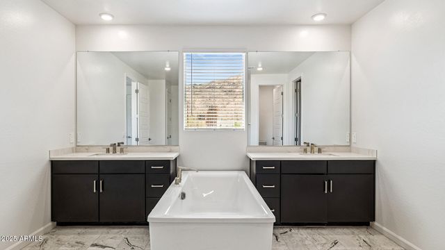 10034 S 23RD Lane, Phoenix, AZ 85041