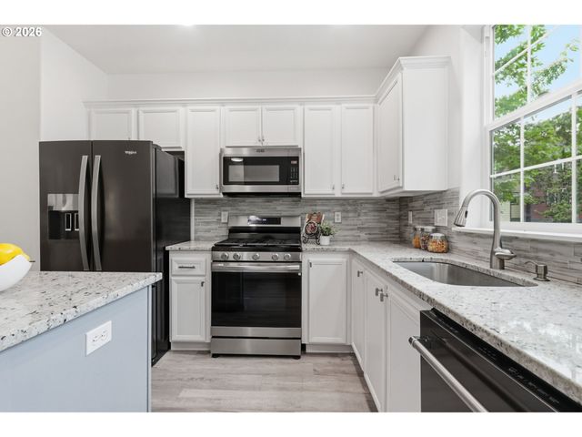 15350 Sw DIAMOND St, Beaverton, OR 97007