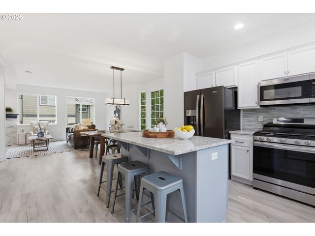 15350 Sw DIAMOND St, Beaverton, OR 97007