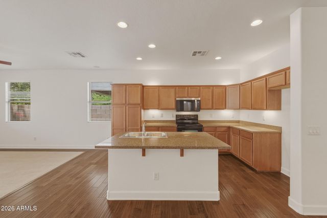 1570 S CHAPARRAL Boulevard, Gilbert, AZ 85296