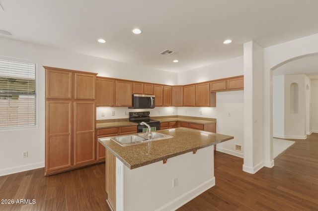 1570 S CHAPARRAL Boulevard, Gilbert, AZ 85296