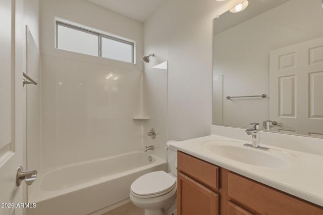 1570 S CHAPARRAL Boulevard, Gilbert, AZ 85296