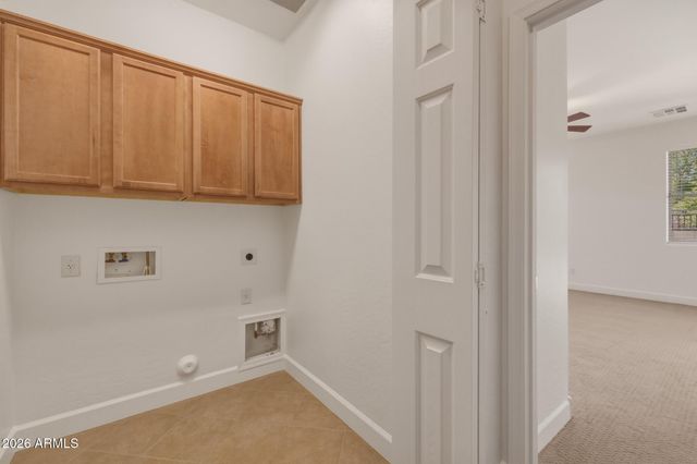 1570 S CHAPARRAL Boulevard, Gilbert, AZ 85296