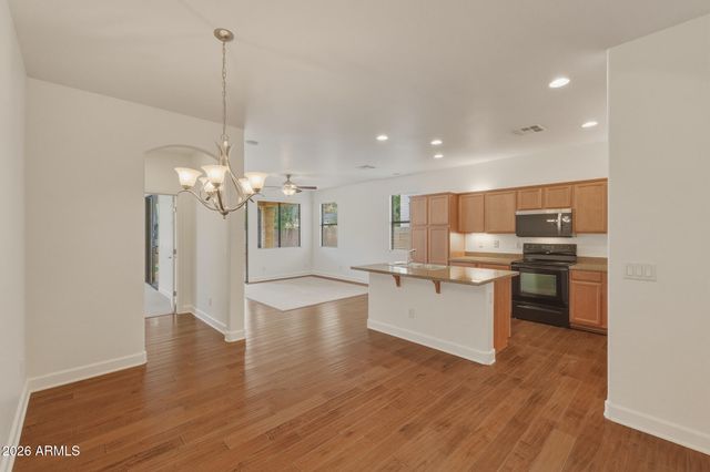 1570 S CHAPARRAL Boulevard, Gilbert, AZ 85296