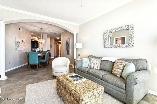 2228 Beach Drive, 604, Gulfport, MS 39507