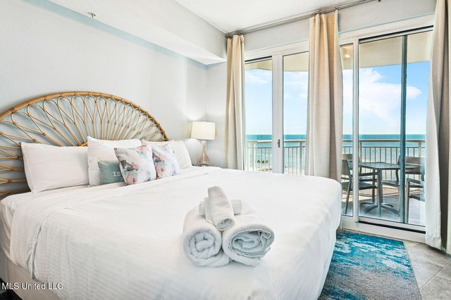 2228 Beach Drive, 604, Gulfport, MS 39507