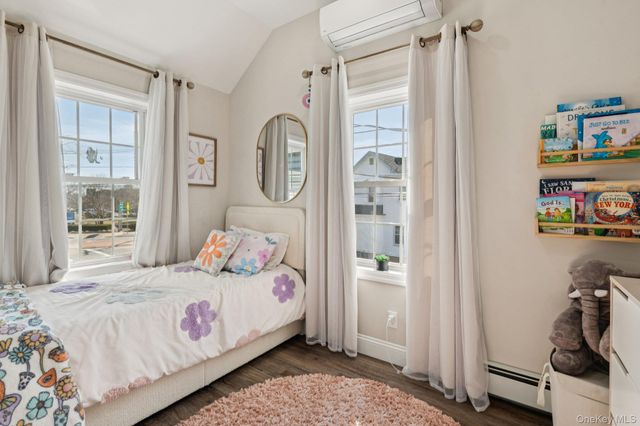 72 Waverly Avenue, Patchogue, NY 11772