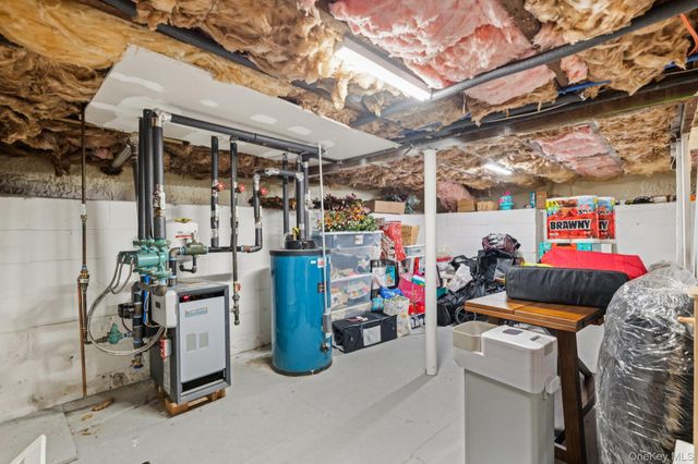 72 Waverly Avenue, Patchogue, NY 11772