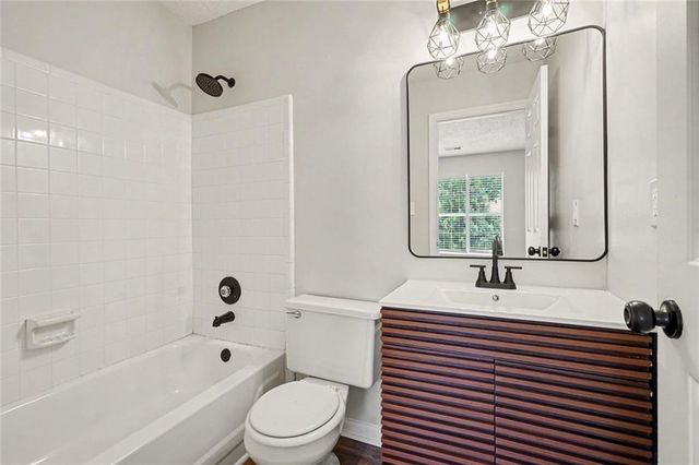 3284 Long Iron Place, Lawrenceville, GA 30044