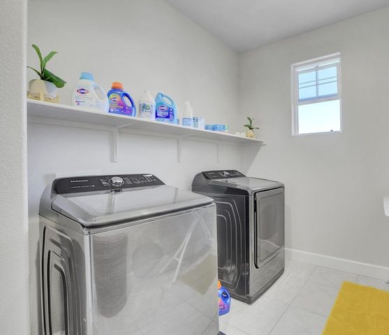 871 Cordoba Way, Hollister, CA 95023