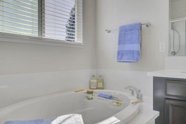 871 Cordoba Way, Hollister, CA 95023