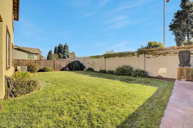 871 Cordoba Way, Hollister, CA 95023