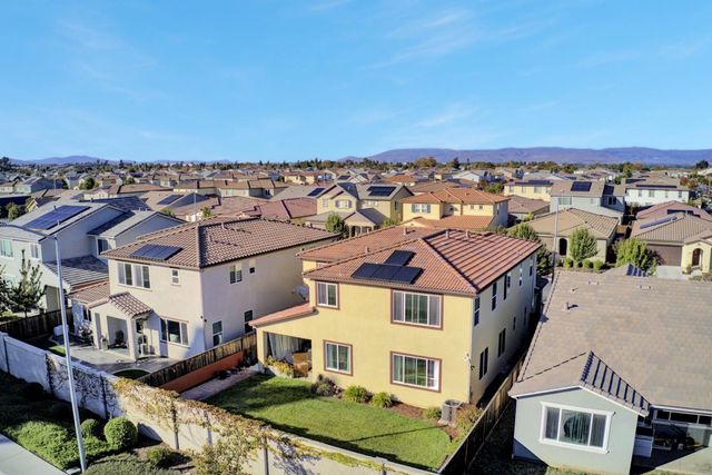 871 Cordoba Way, Hollister, CA 95023