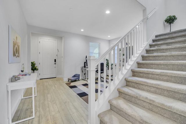 871 Cordoba Way, Hollister, CA 95023