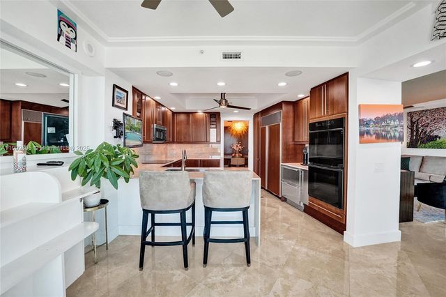 411 N New River Dr E 3703, Fort Lauderdale, FL 33301