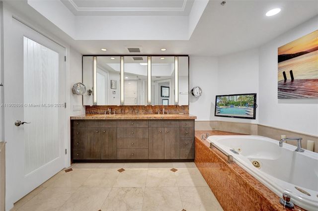 411 N New River Dr E 3703, Fort Lauderdale, FL 33301