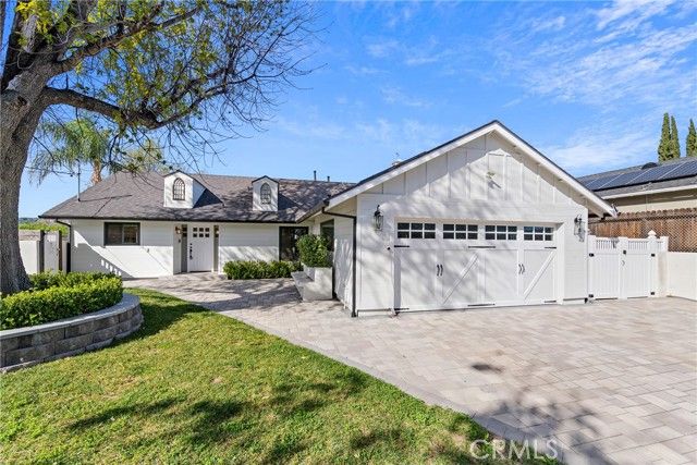 23417 Balmoral, West Hills (los Angeles), CA 91307