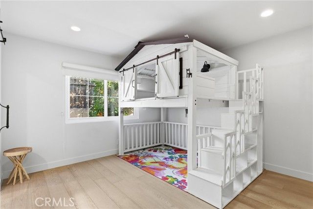 23417 Balmoral, West Hills (los Angeles), CA 91307