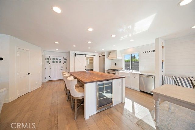 23417 Balmoral, West Hills (los Angeles), CA 91307